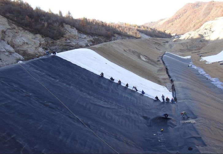 91香蕉视频下载地址膜下麵地基施工驗收要求及邊坡處理